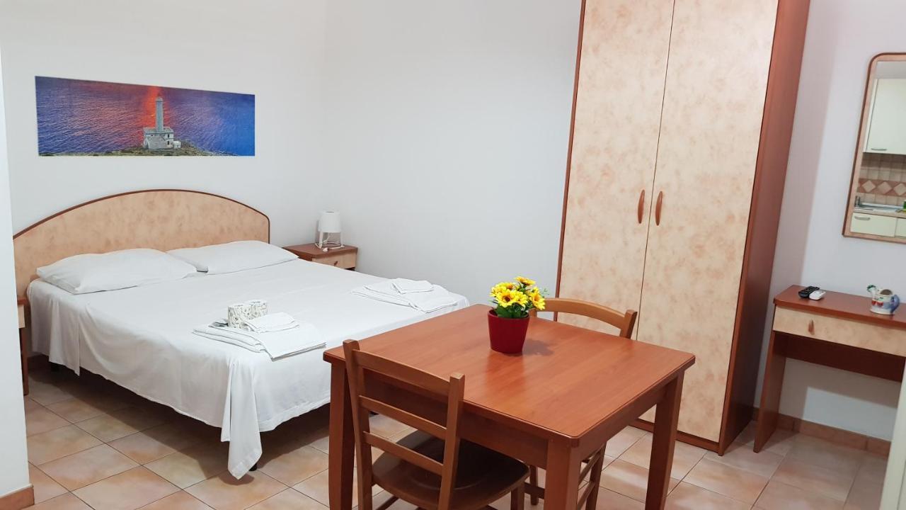Catona House Lejlighedshotel Otranto Eksteriør billede